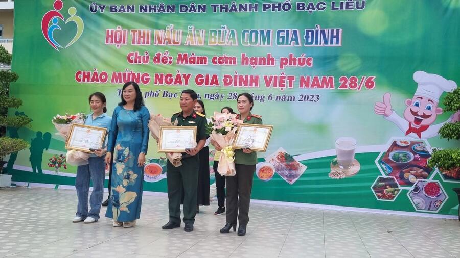 Kỷ niệm Ngày Gia đình Việt Nam 28/6: Hội thi nấu ăn Bữa cơm gia đình gắn với chủ đề “Mâm cơm hạnh phúc”